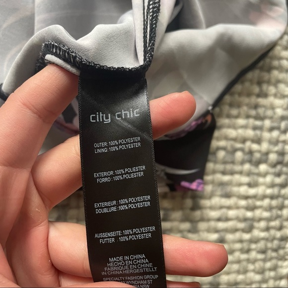 NWT City Chic Floral Flourished Dress Size Small 16 - Picture 7 of 10